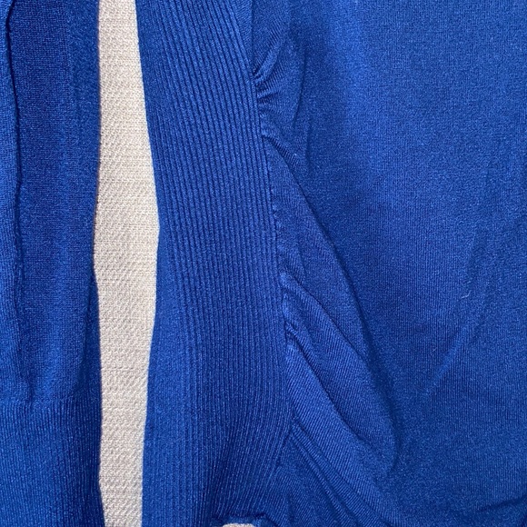 Sweater - Picture 3 of 4